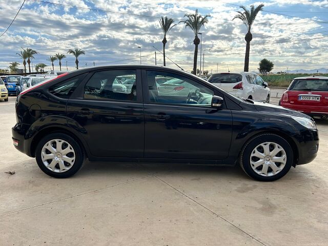  FORD FOCUS TREND 1.6 AUTO SPANISH LHD IN SPAIN ONLY 67000 MILES SUPER 2011